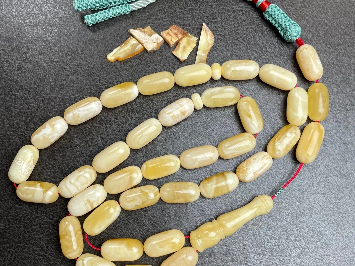 Royal White Baltic Amber Misbah —  (53g)