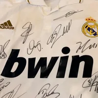 Signed 2011–12 Real Madrid Jersey — (26 Signatures)